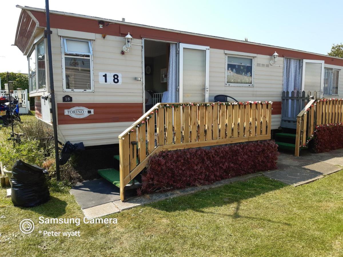 Gina'S Static Caravan,118 Sandsgate Hemsby Buitenkant foto