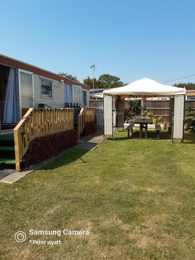Gina'S Static Caravan,118 Sandsgate Hemsby Buitenkant foto